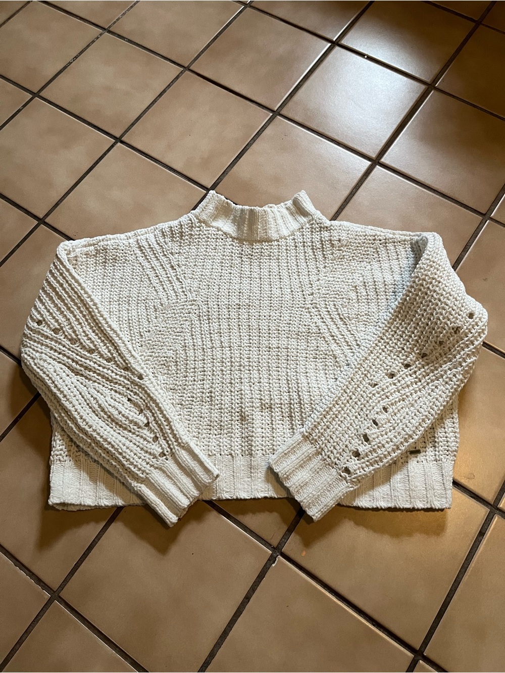 Hollister Cream Cropped Cable Knit Turtleneck Sweater